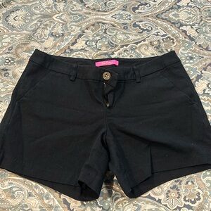 Lily shorts black size 6